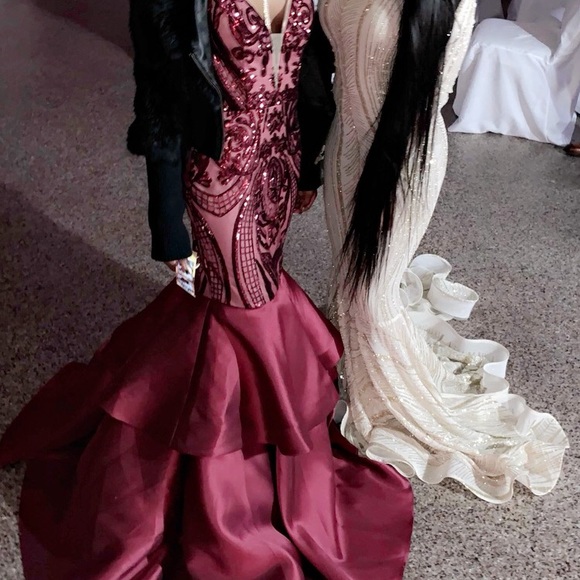 David’s Bridal Prom Dress - Picture 4 of 6